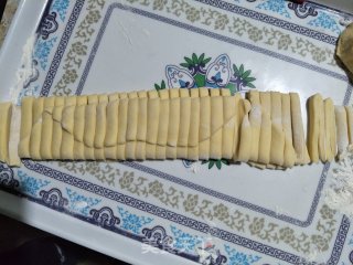 自制手擀鸡蛋面的做法步骤：18