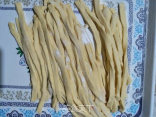 自制手擀鸡蛋面的做法步骤：19