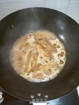 红烧鸭翅的做法步骤：5