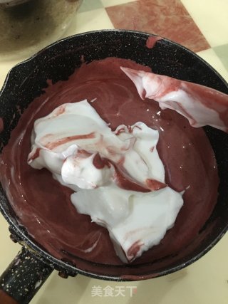 红丝绒蛋糕卷的做法步骤：7