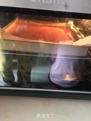 红丝绒蛋糕卷的做法步骤：10