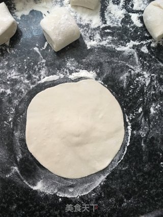 红豆沙面包卷的做法步骤：6