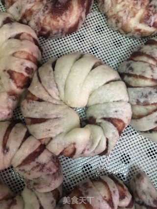 红豆沙面包卷的做法步骤：11