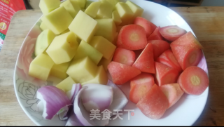 好吃的鸡尖芝士焖饭的做法步骤：2