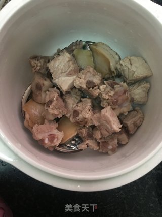 西洋参炖排骨鲍鱼的做法步骤：5