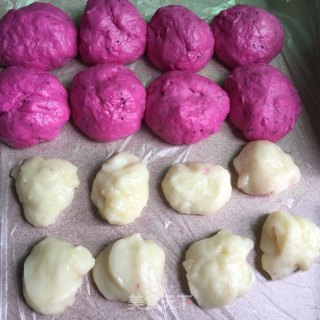 火龙果麻薯欧包的做法步骤：12