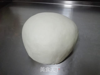 胡萝卜香葱肉卷（一次发酵）的做法步骤：1