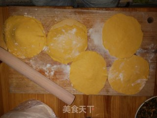 酸菜春笋肉末馅儿老南瓜皮儿大包子的做法步骤：10