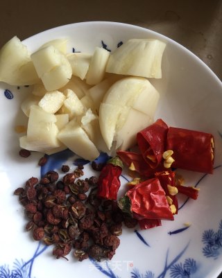 炝锅包菜的做法步骤：3