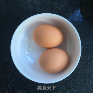 草莓鸡蛋羹的做法步骤：1