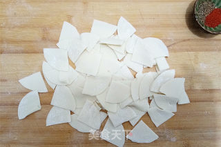 饺子皮椒盐酥的做法步骤：3