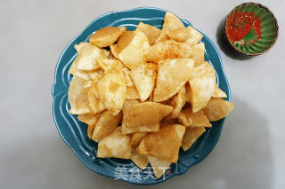 饺子皮椒盐酥的做法步骤：6