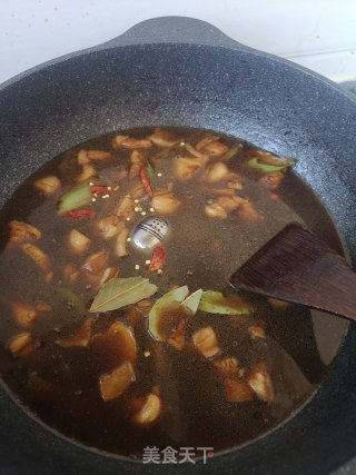 秘制红烧肉的做法步骤：9