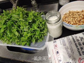 鲜艾叶糯米糍的做法步骤：1