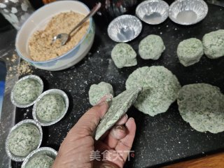 鲜艾叶糯米糍的做法步骤：4