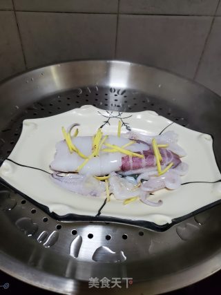 蒸鱿鱼的做法步骤：4