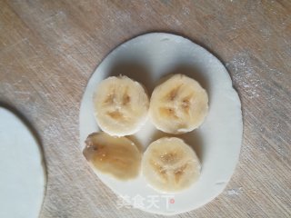 香蕉饼的做法步骤：2
