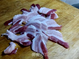 肉片炒芹菜的做法步骤：2