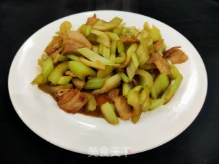 肉片炒芹菜的做法步骤：10