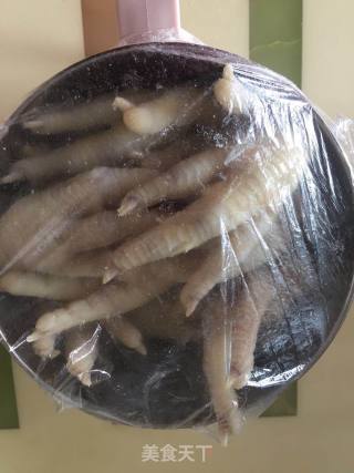 酸辣鸡爪的做法步骤：3