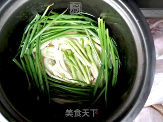 电饭锅盐焗鸡腿的做法步骤：4