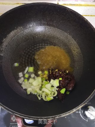 家庭版麻辣豆腐的做法步骤：2