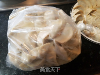 韭菜花猪肉饺子的做法步骤：11