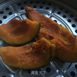 奥利奥酸奶南瓜杯的做法步骤：1