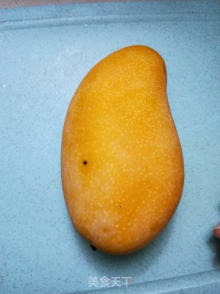 椰汁牛奶西米露的做法步骤：2