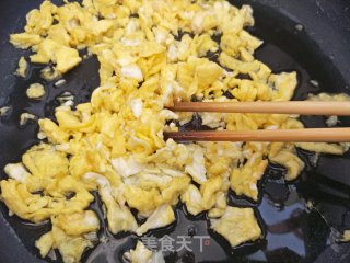 鸡蛋炒饭的做法步骤：5