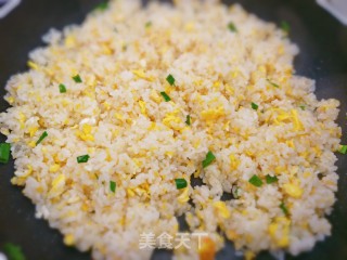 鸡蛋炒饭的做法步骤：8