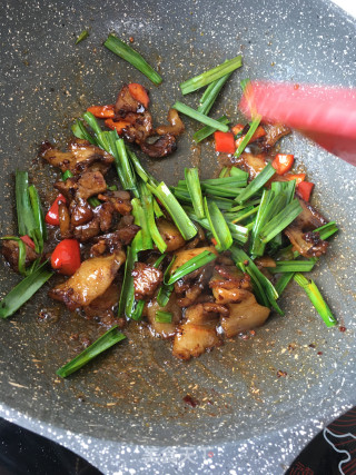 回锅猪头肉的做法步骤：14