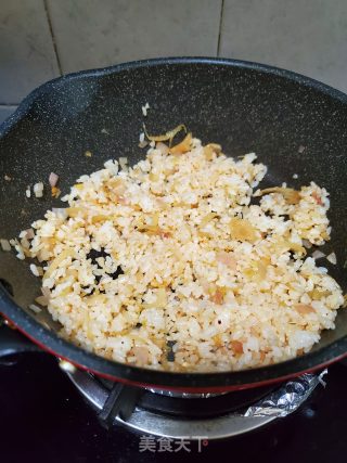 泡菜蛋炒饭的做法步骤：8