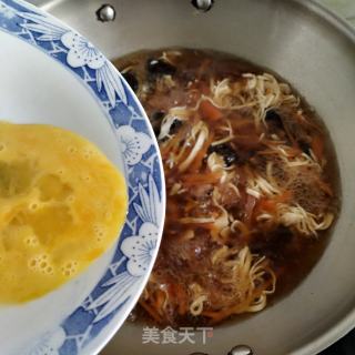 酸辣汤的做法步骤：8