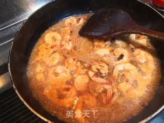 大虾粉丝煲的做法步骤：6