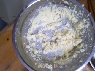 黄油曲奇的做法步骤：1