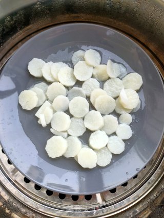 牛奶山药蒸馒头的做法步骤：2