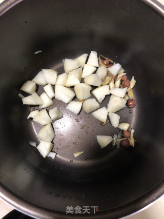 红枣雪梨汤的做法步骤：2