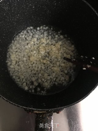 金银蒜烤九肚鱼的做法步骤：4