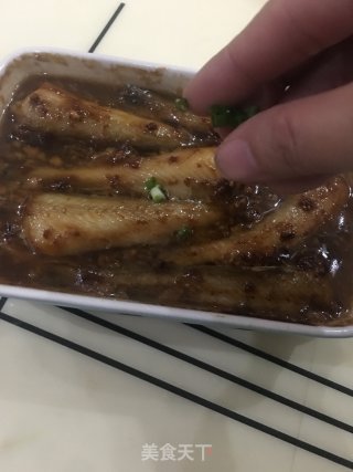 金银蒜烤九肚鱼的做法步骤：11