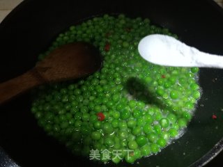 豌豆炒肉的做法步骤：6