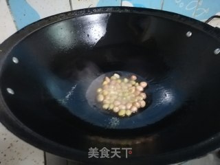 酸辣粉的做法步骤：1