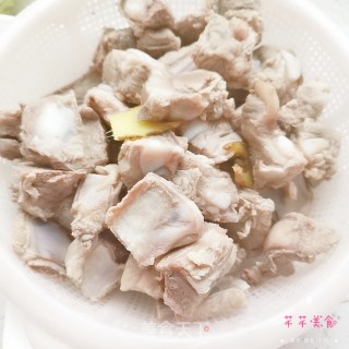 无油版糖醋排骨的做法步骤：3