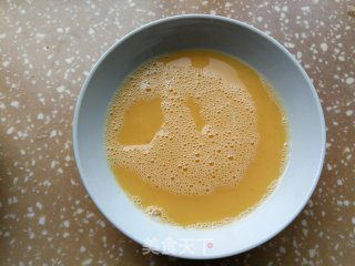 莴笋丝炒蛋的做法步骤：3