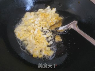 什锦炒饭的做法步骤：2