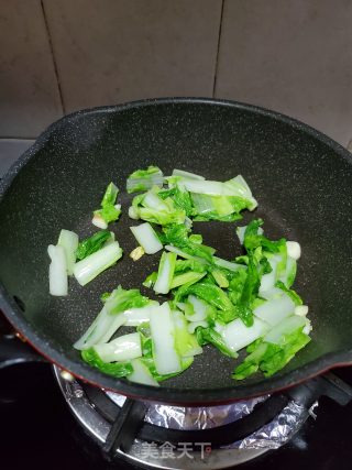 小白菜炒鸡蛋的做法步骤：6