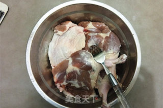 奥尔良烤鸭腿的做法步骤：2