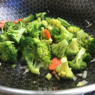 低脂西兰花的做法步骤：7