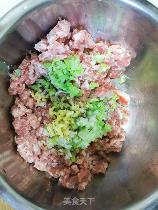 鲜美手作羊肉馄饨的做法步骤：3