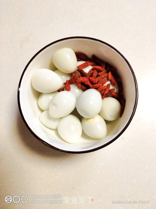 枸杞红糖鹌鹑蛋的做法步骤：2